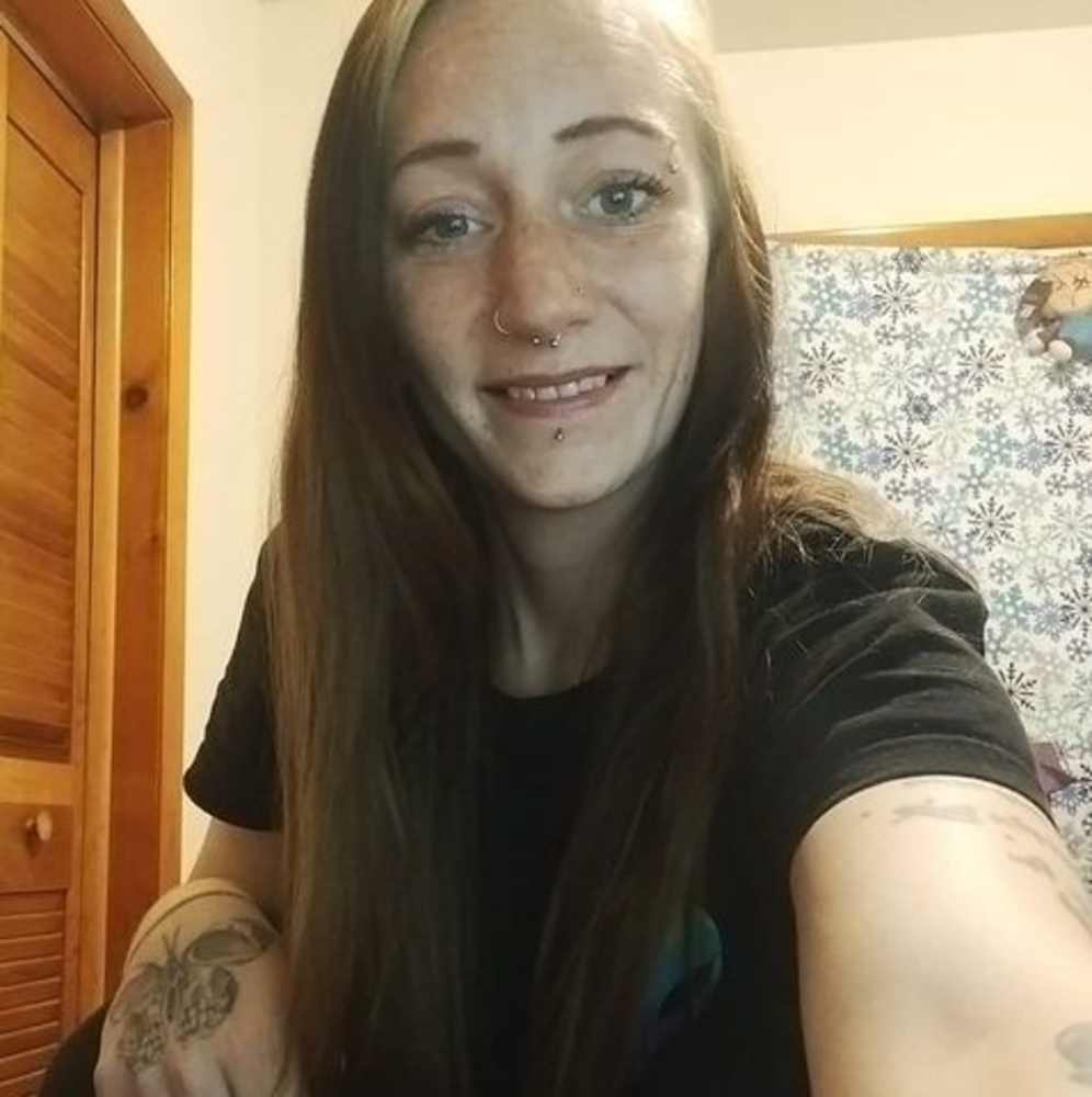 Meet your Posher, Nikole